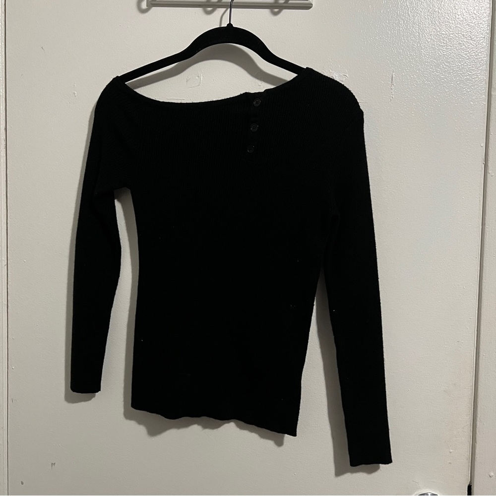 single off shoulder longsleeve